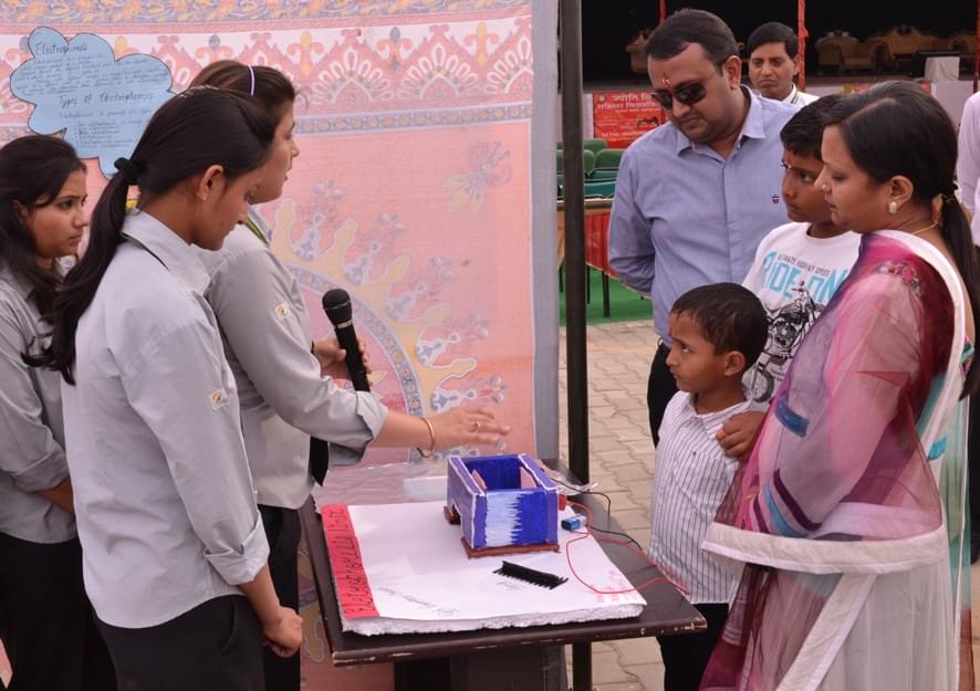 JVWU Extra Curricular photo 4